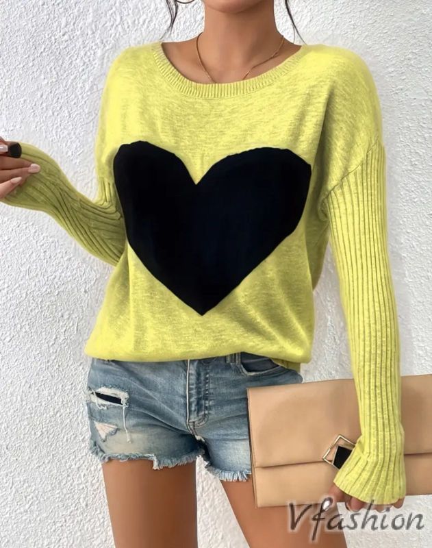 Пуловер със сърце