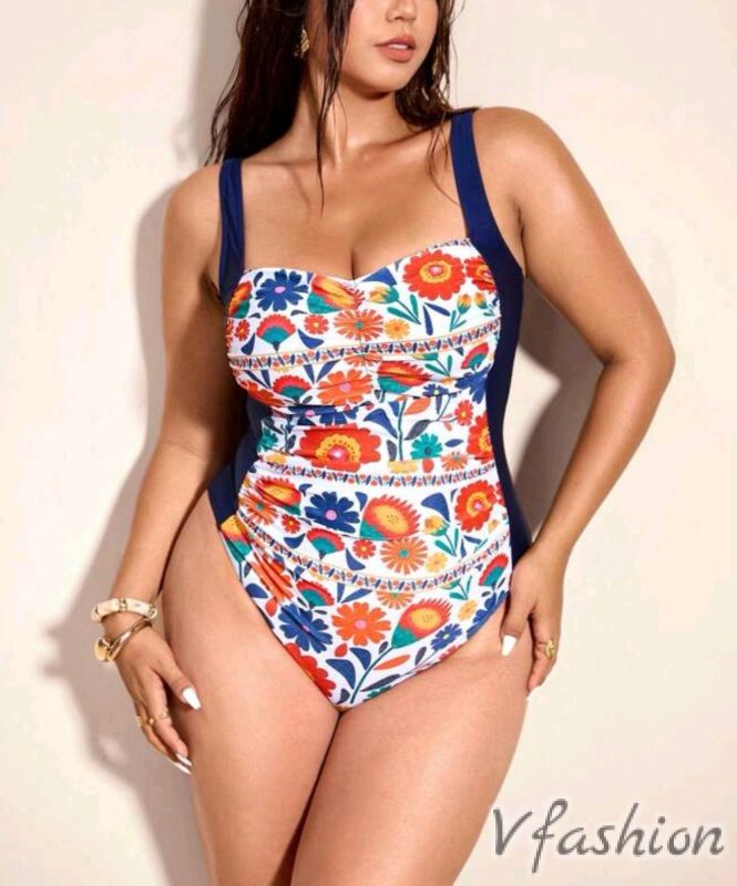 Цял бански костюм на цветя