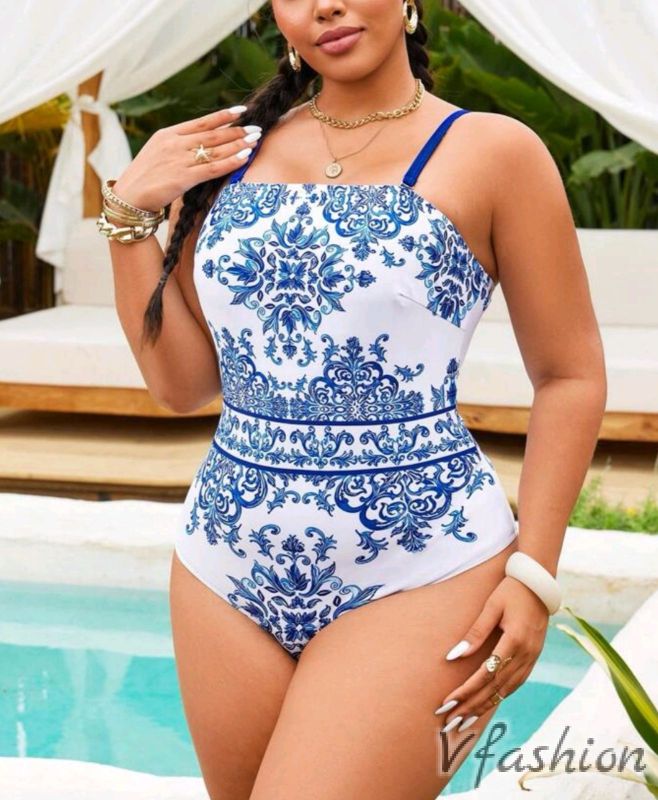 Цял бански с актуален принт