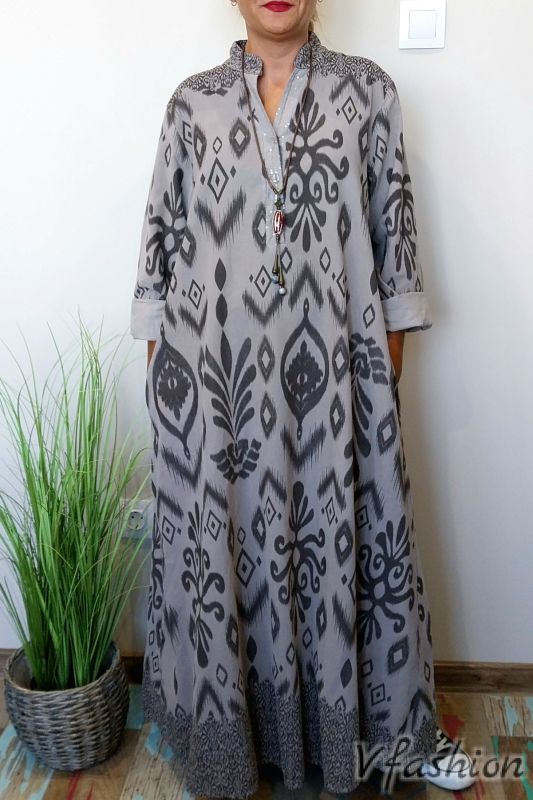 Джинсова рокля с мотиви - светло бежова