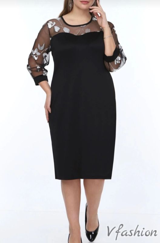 Права рокля с тюл на цветя