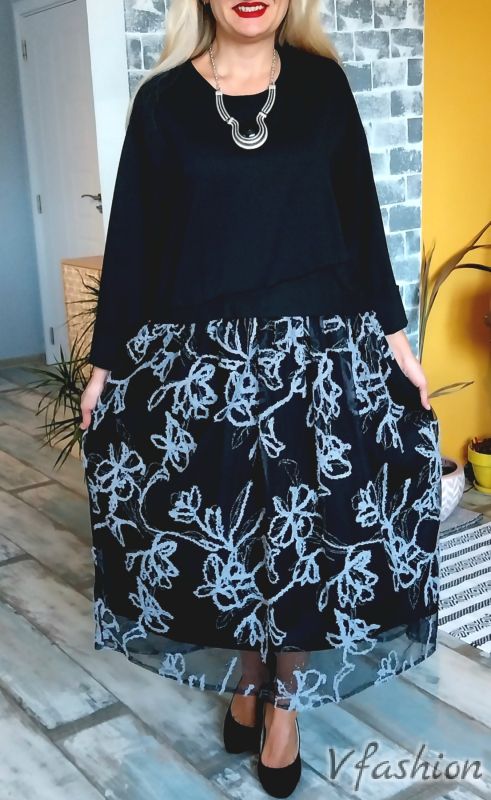 Рокля с тюл на сиви цветя