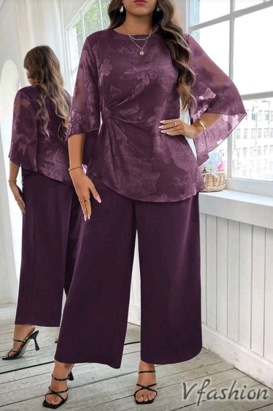 Комплект панталон и блуза на цветя - лилав