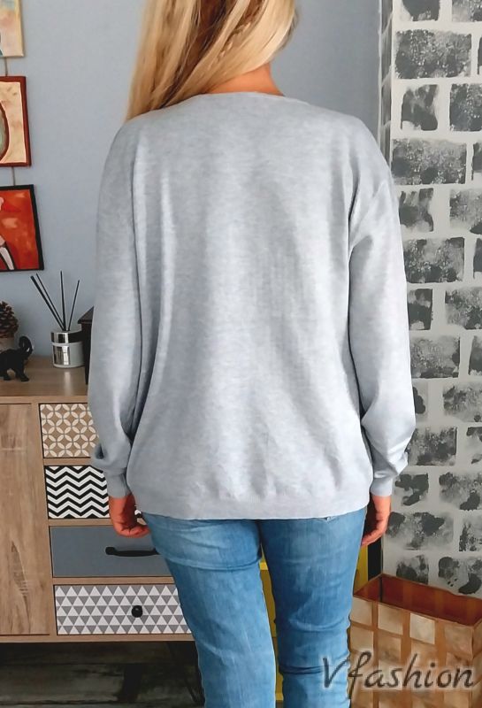 Пуловер с котета - сив