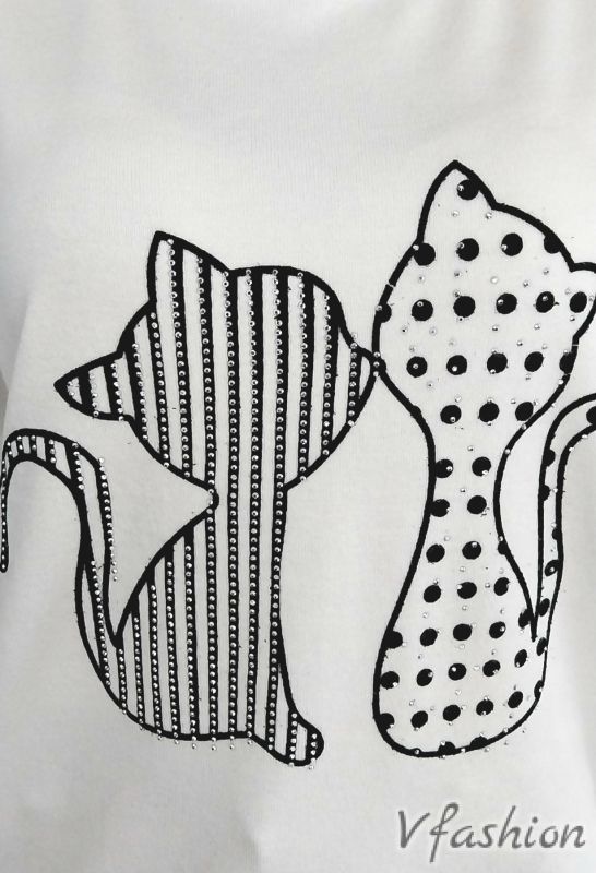 Пуловер с котета - бял