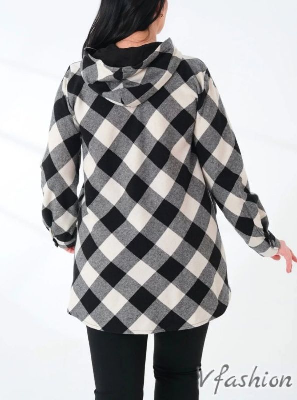 Карирана риза с джобове и качулка