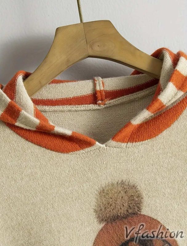 Пуловер с дакел