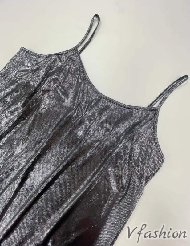 Сребриста рокля с наметало