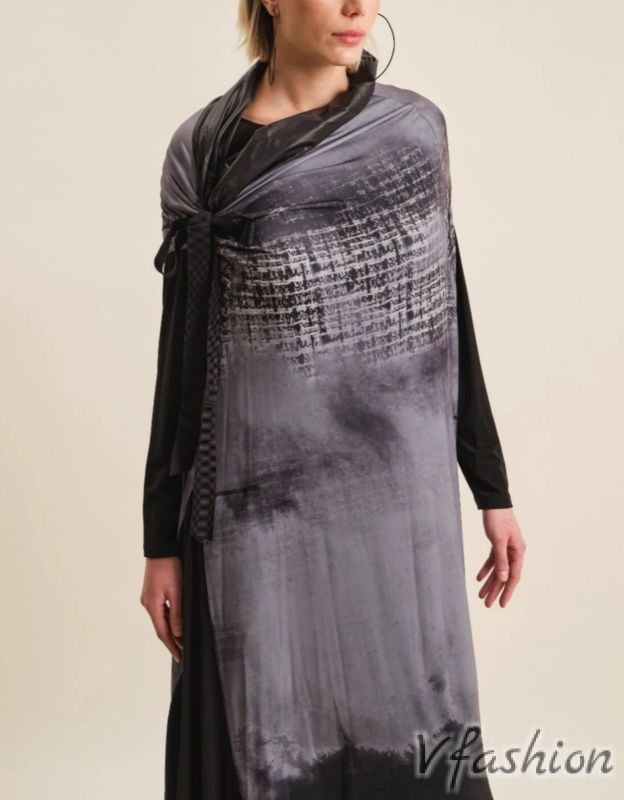 Екстравагантна рокля от две части