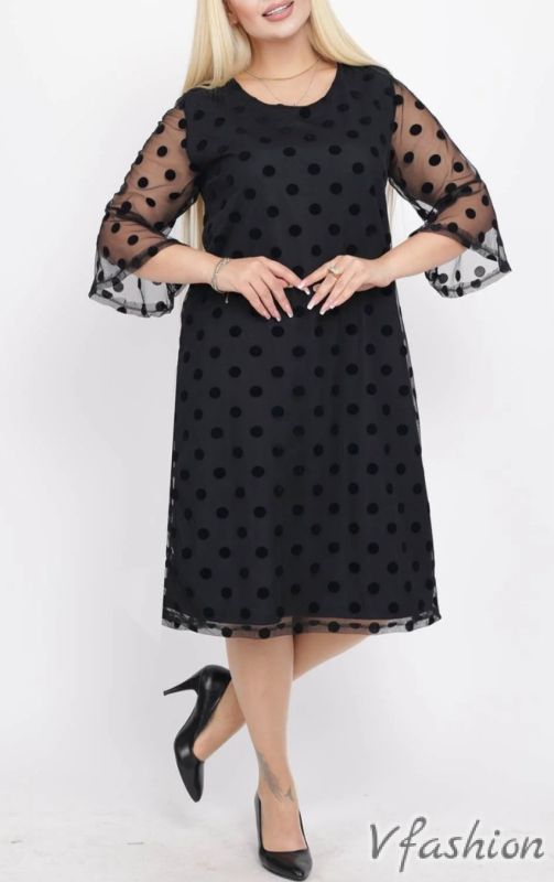 Официална рокля на точки