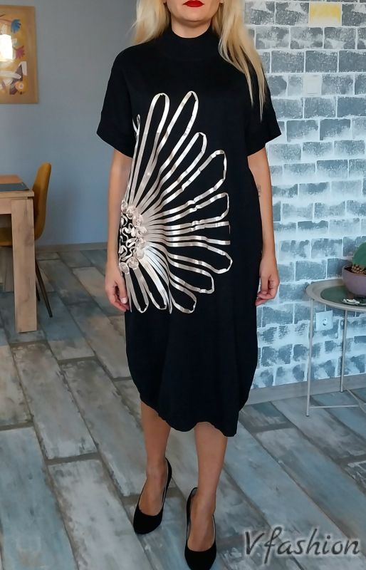 Рокля от плетиво с цвете