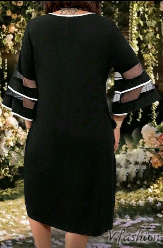 Елегантна рокля с тюлени мотиви