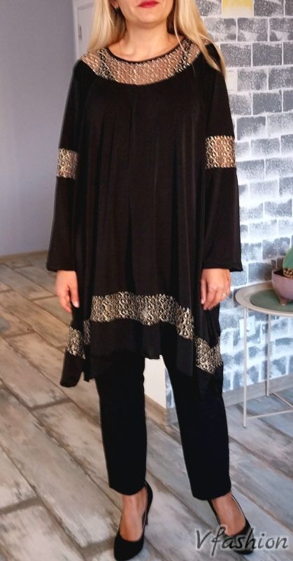 Широка туника със златисти нишки