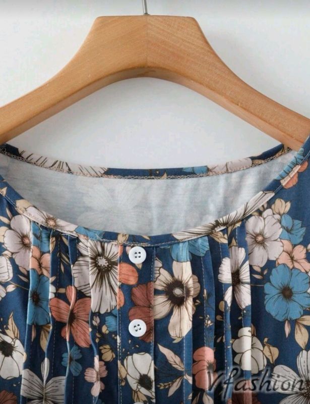 Блуза на цветчета - синя