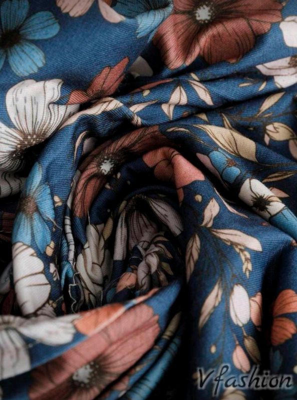 Блуза на цветчета - синя