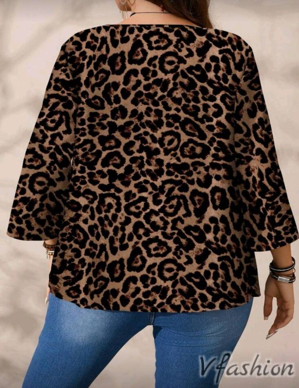 Блуза с леопардов принт