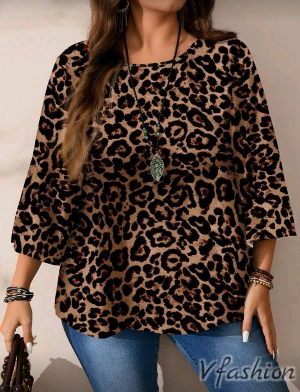 Блуза с леопардов принт