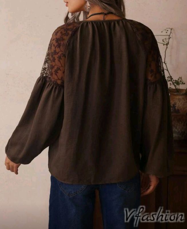 Риза с дантела - кафява