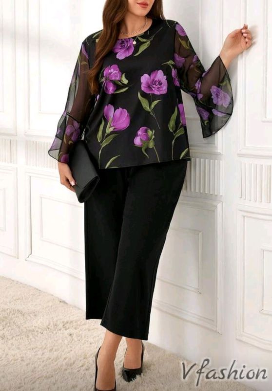 Комплект панталон и блуза на цветя