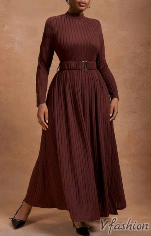 Дълга рокля с колан - кафява