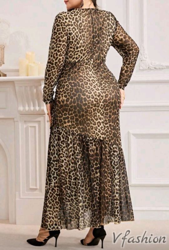 Официална рокля с леопардов принт