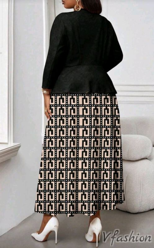 Комплект рокля с колан и сако