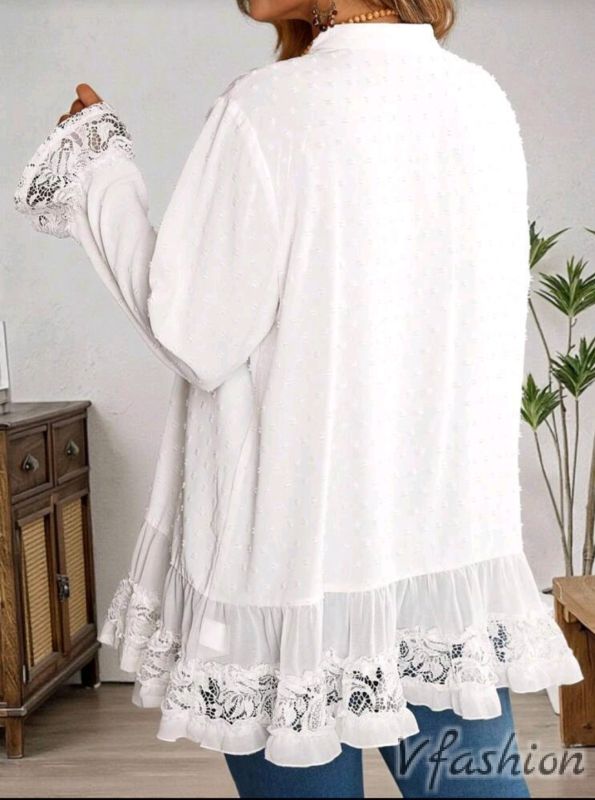 Разкроена риза с дантела - бяла