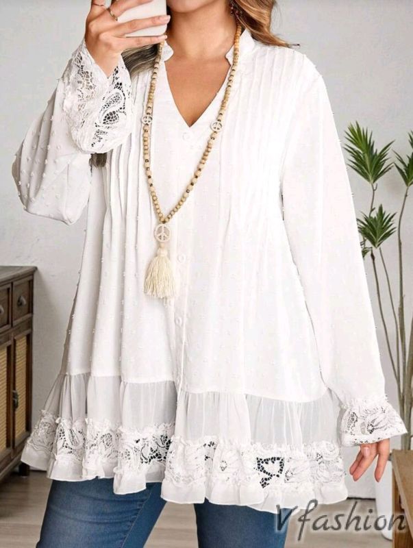Разкроена риза с дантела - бяла