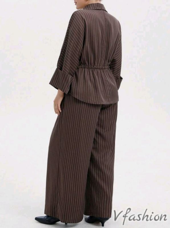 Комплект панталон и риза с връзка - кафяв