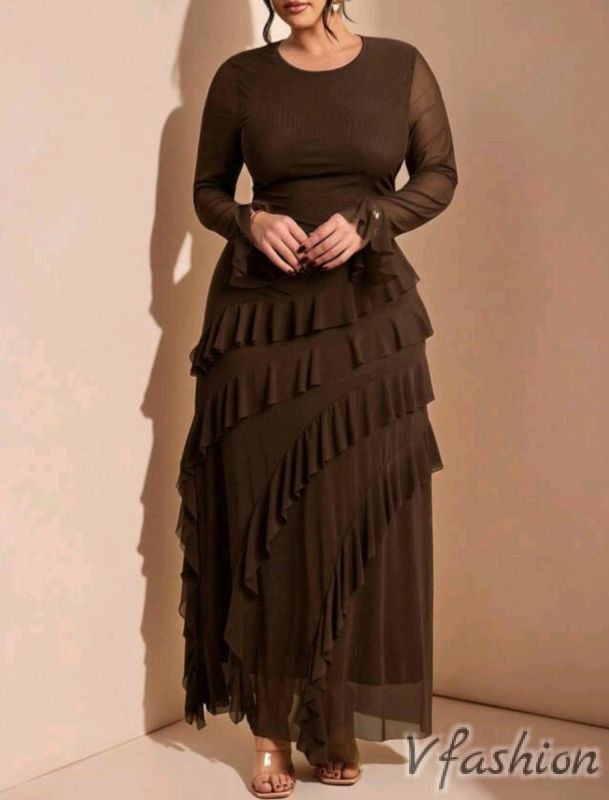 Тюлена рокля с волани