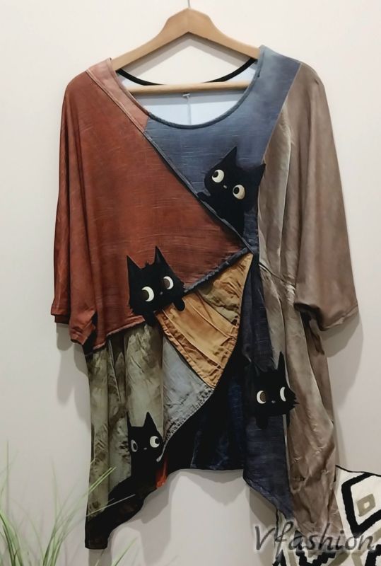 Еластична блуза с принт котки