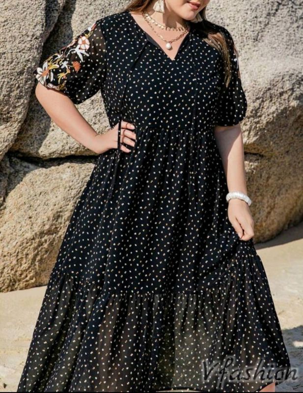 Бохо рокля с бродирани цветя