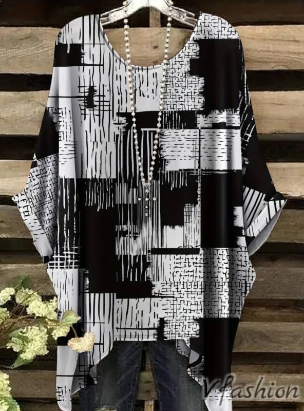 Еластична блуза в черно и бяло