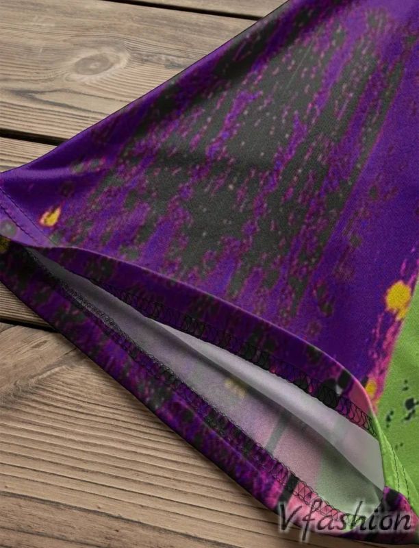 Еластична блуза с цветен принт