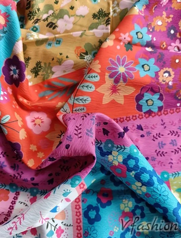 Риза с цветен принт